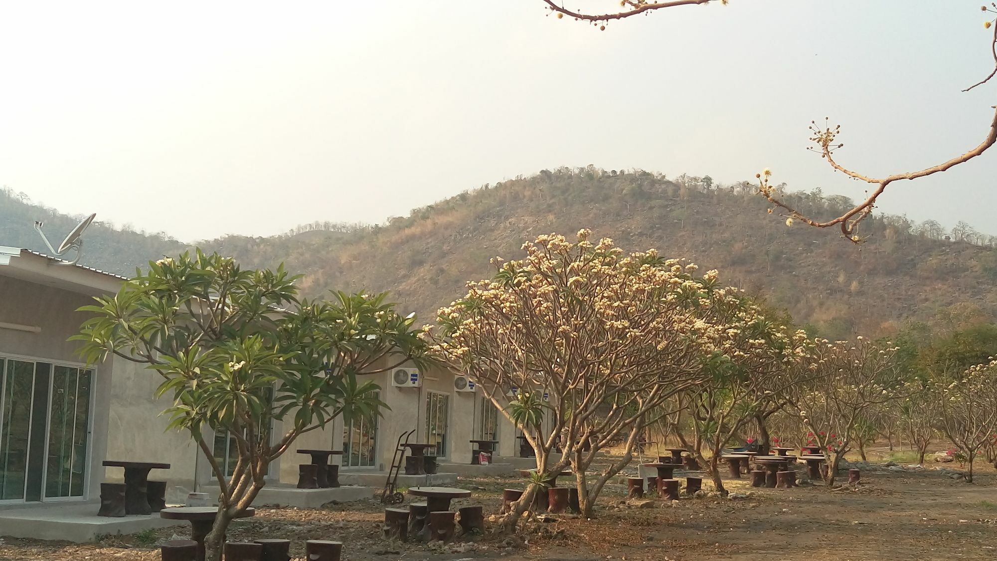 Phurang Hill Resort Kanchanaburi Exterior photo